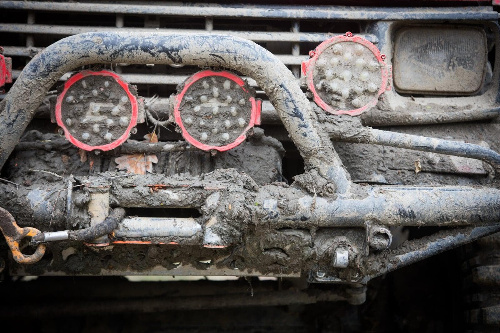 Muddy vehicle with offroad bumper